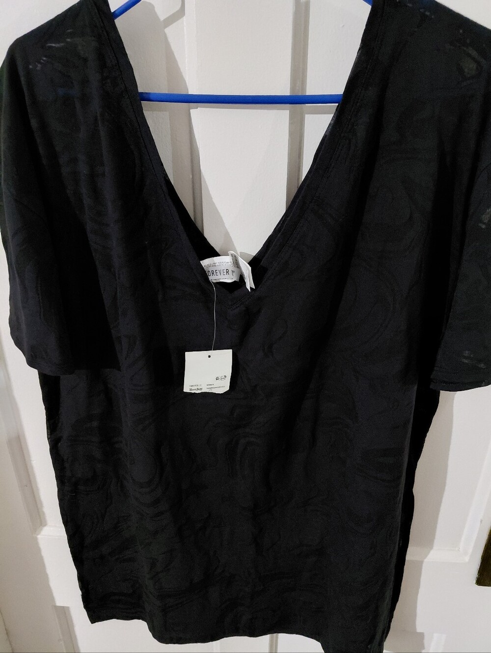 Forever 21 Black Jacquard V-Neck Top